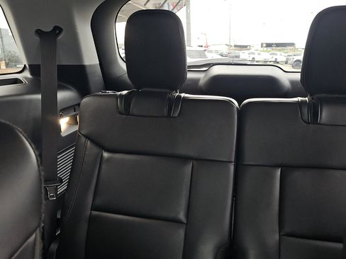 Used 2022 Ford Explorer XLT w/ Equipment Group 202A image 16