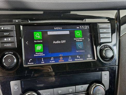 Used 2022 Nissan Rogue Sport SL w/ Premium Package image 21