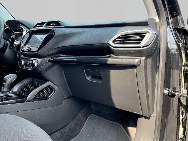 Used 2023 Chevrolet TrailBlazer LT w/ Convenience Package FWD image 13