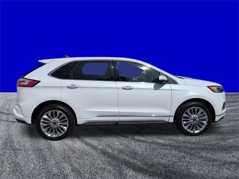 Certified 2024 Ford Edge Titanium w/ Titanium Elite Package image 3