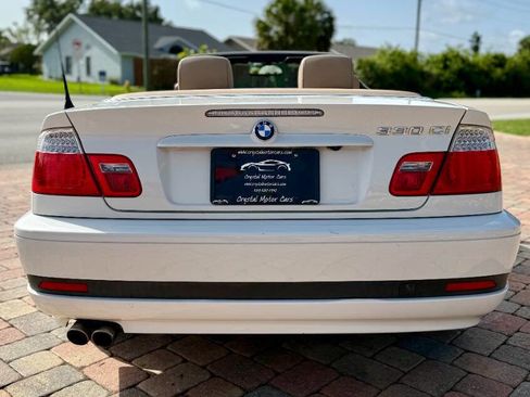 Used 2005 BMW 330Ci Convertible image 8