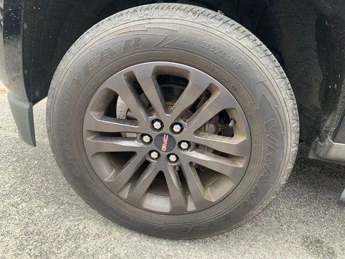 Used 2019 GMC Canyon SLE w/ Elevation Edition image 25