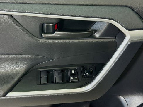 Used 2024 Toyota RAV4 LE image 23