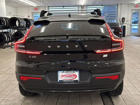 Used 2024 Volvo C40 P8 Recharge Ultimate w/ Protection Package Premier image 6