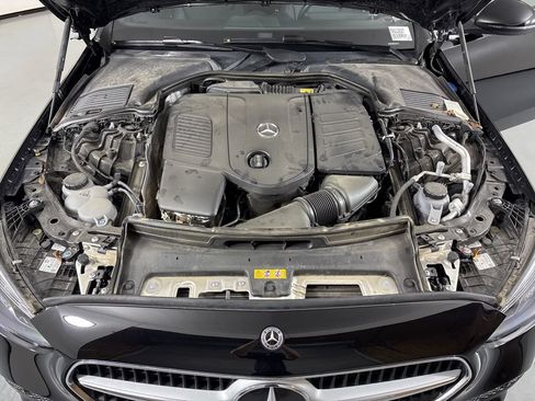 Used 2025 Mercedes-Benz C 300 4MATIC Sedan image 40