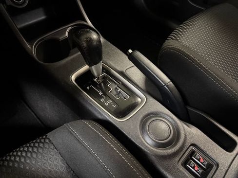 Used 2016 Mitsubishi Outlander SE FWD image 15