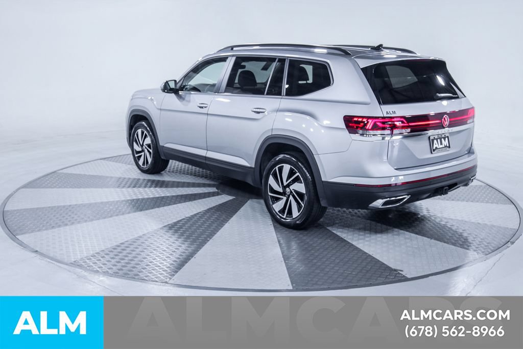 Used 2025 Volkswagen Atlas SE FWD image 7