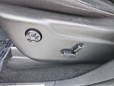 Certified 2020 Jeep Grand Cherokee Limited w/ Premium Lighting Group image 27