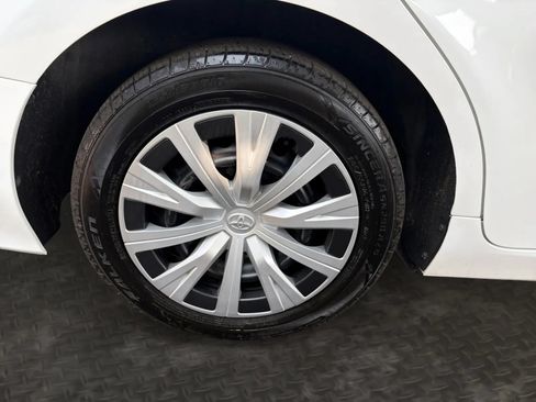 Used 2021 Toyota Camry LE w/ Cold Weather Package FWD image 39