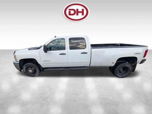 Used 2013 Chevrolet Silverado 3500 LT AWD/4WD image 6