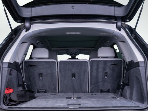 Used 2017 Audi Q7 3.0T Premium Plus image 8