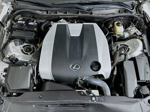 Used 2014 Lexus IS 350 w/ Navigation Package RWD image 31