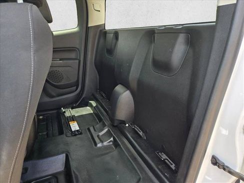 Used 2021 Chevrolet Colorado LT w/ Fleet Safety Package RWD image 16