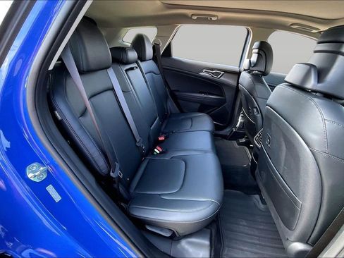 Certified 2026 Kia Sportage SX image 29