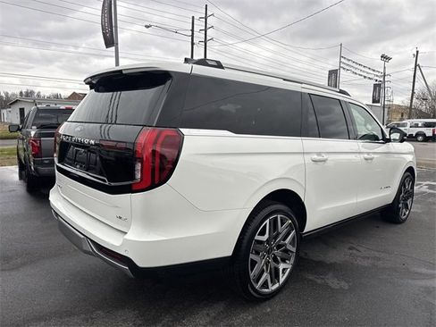 New 2025 Ford Expedition Max Platinum w/ Platinum Ultimate Package image 4