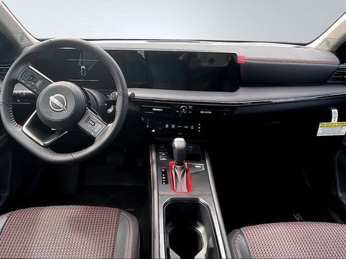 New 2025 Nissan Kicks SR AWD/4WD image 6