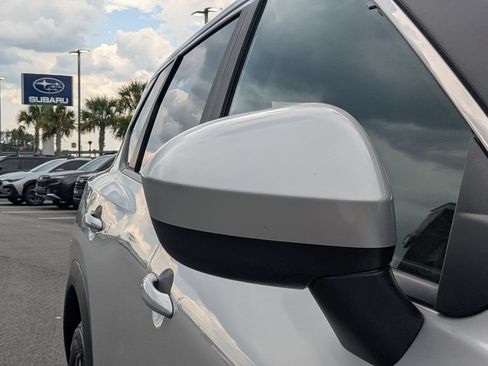 Used 2023 Nissan Rogue SV FWD image 11