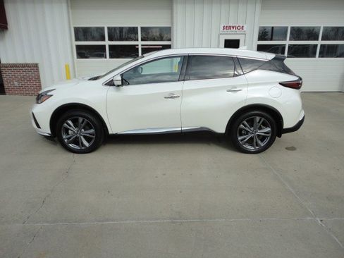 Used 2024 Nissan Murano Platinum image 1
