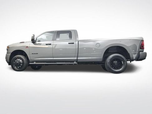 Used 2026 RAM 3500 Big Horn AWD/4WD image 37