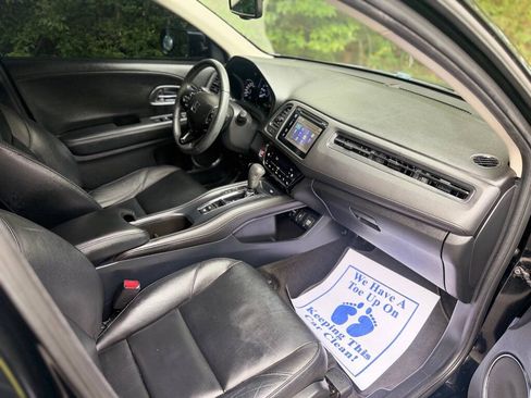 Used 2018 Honda HR-V EX-L image 24