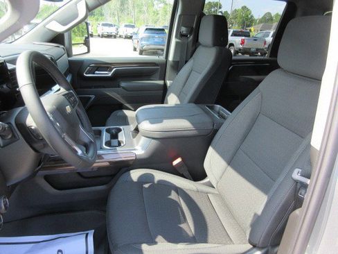 New 2025 Chevrolet Silverado 2500 LT image 16