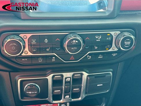 Used 2021 Jeep Gladiator Rubicon AWD/4WD image 21