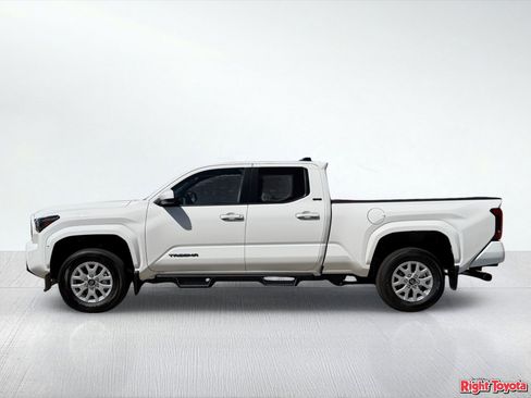 New 2026 Toyota Tacoma SR5 RWD image 3