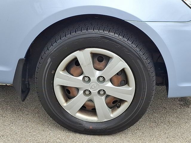 Used 2011 Hyundai Accent GLS FWD image 8