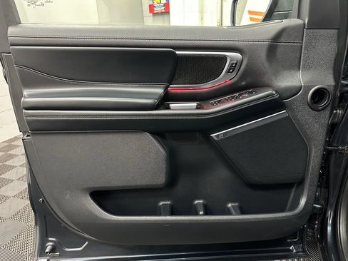 Used 2025 Ford Expedition Max Platinum w/ Stealth Performance Package AWD/4WD image 16