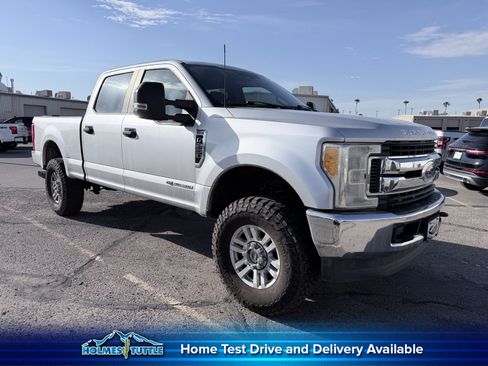 Used 2017 Ford F250 XL w/ STX Appearance Package AWD/4WD image 1
