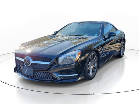 Used 2013 Mercedes-Benz SL 550 image 3