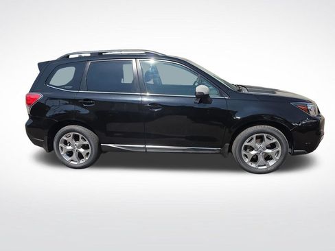 Used 2018 Subaru Forester 2.5i Touring AWD/4WD image 6