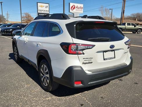 Certified 2025 Subaru Outback Premium image 3