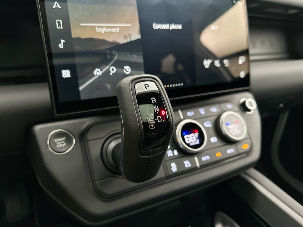 New 2026 Land Rover Defender 110 S AWD/4WD image 12
