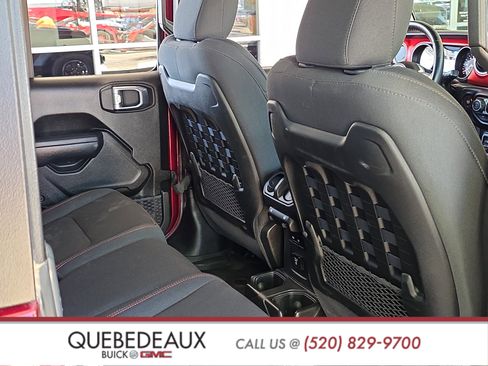 Used 2022 Jeep Gladiator Rubicon w/ LED Lighting Group AWD/4WD image 28