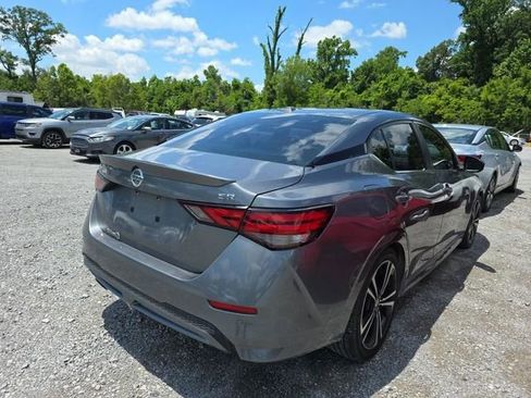 Used 2021 Nissan Sentra SR w/ Lighting Package FWD image 2