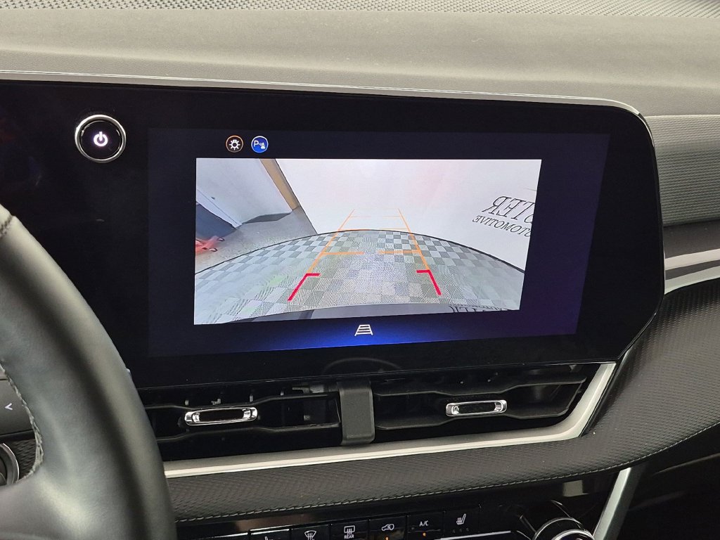 Certified 2026 Chevrolet Equinox LT FWD image 23