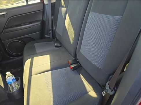 Used 2016 Jeep Patriot Sport w/ Power Value Group AWD/4WD image 10
