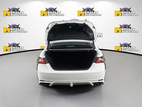 Used 2022 Toyota Camry SE image 25