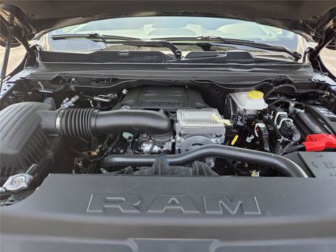 New 2026 RAM 1500 Big Horn AWD/4WD image 36