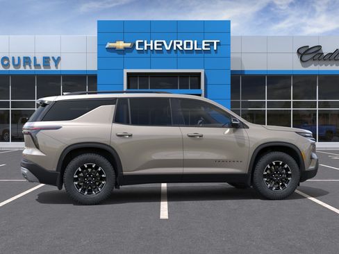 New 2026 Chevrolet Traverse Z71 w/ Driver Confidence Package AWD/4WD image 5
