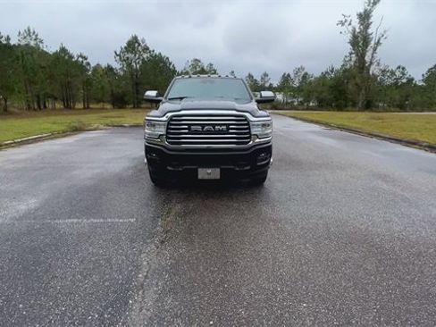 Used 2021 RAM 3500 Limited image 6