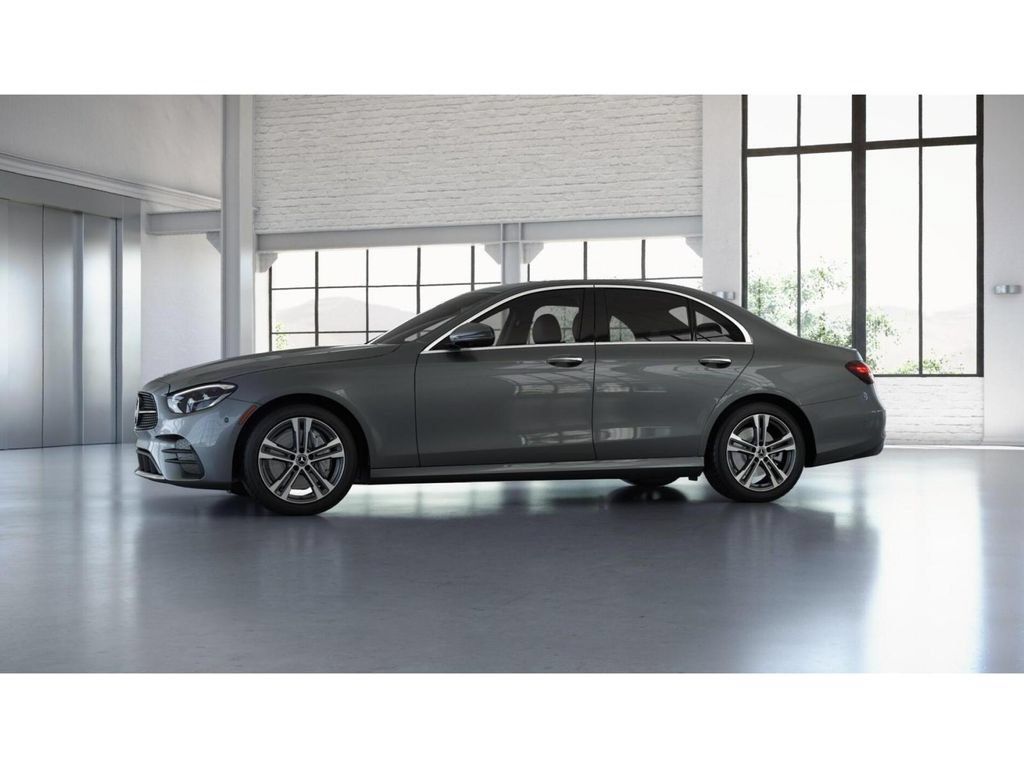 Used 2023 Mercedes-Benz E 350 4MATIC Sedan image 37