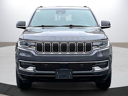 Used 2023 Jeep Wagoneer 4WD w/ Premium Group I