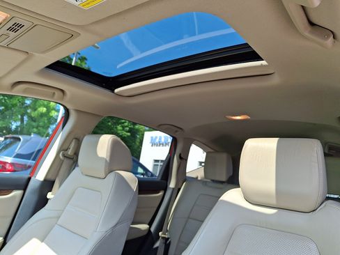 Certified 2017 Honda CR-V Touring image 13
