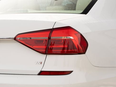 Used 2016 Volkswagen Passat 1.8T SE FWD image 26