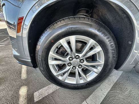 Used 2023 Cadillac XT6 Luxury image 33