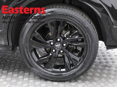 Used 2024 Buick Encore GX Sport Touring AWD/4WD image 33