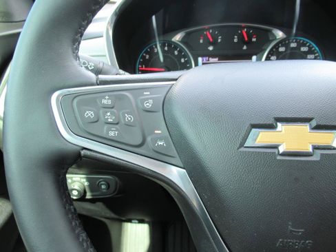 Used 2018 Chevrolet Equinox Premier FWD image 24