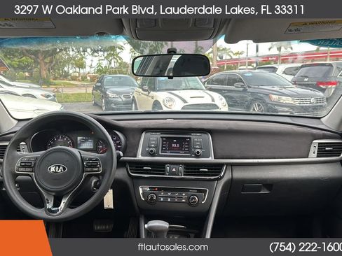 Used 2017 Kia Optima LX FWD image 44